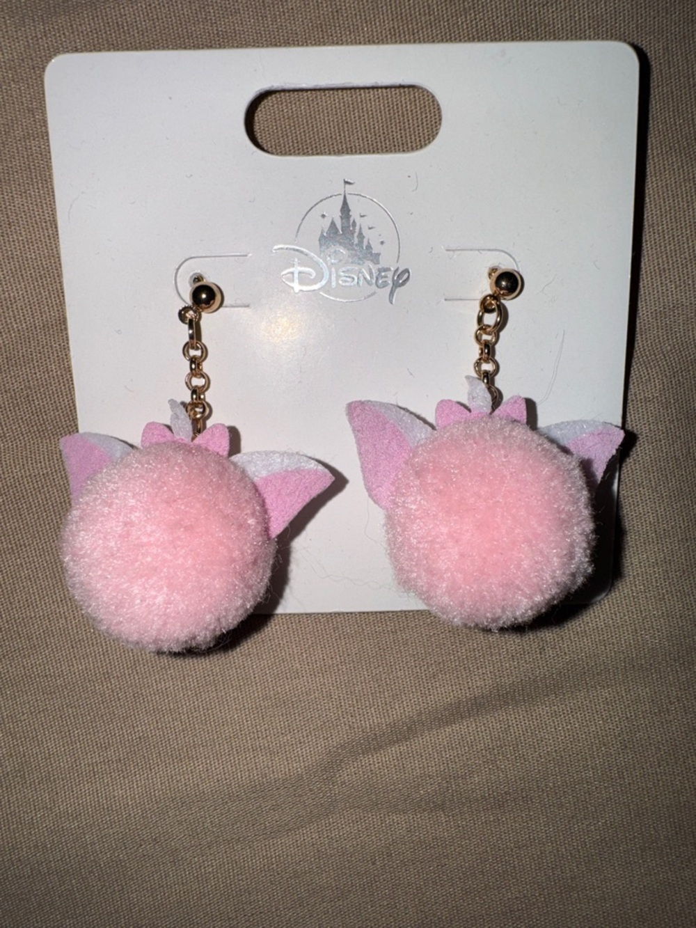 DISNEY MARIE FROM ARISTOCRATS EARINGS